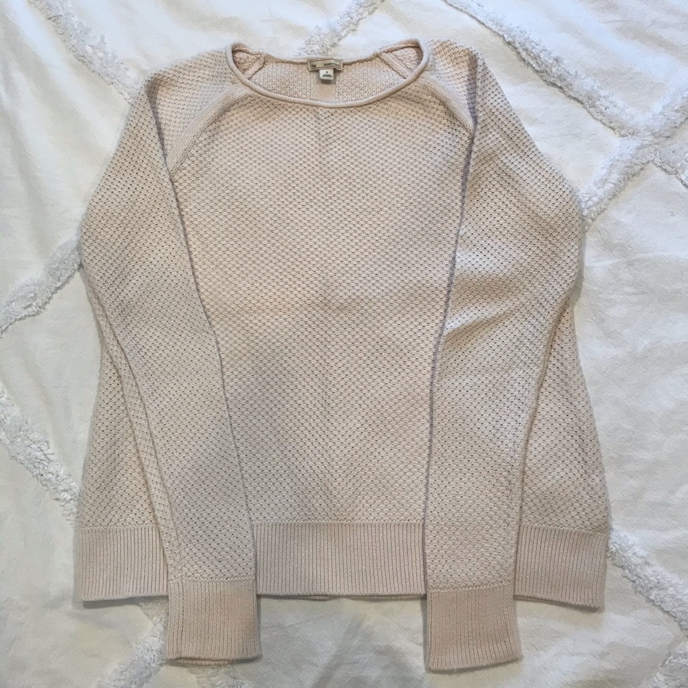Women’s Gap sweater